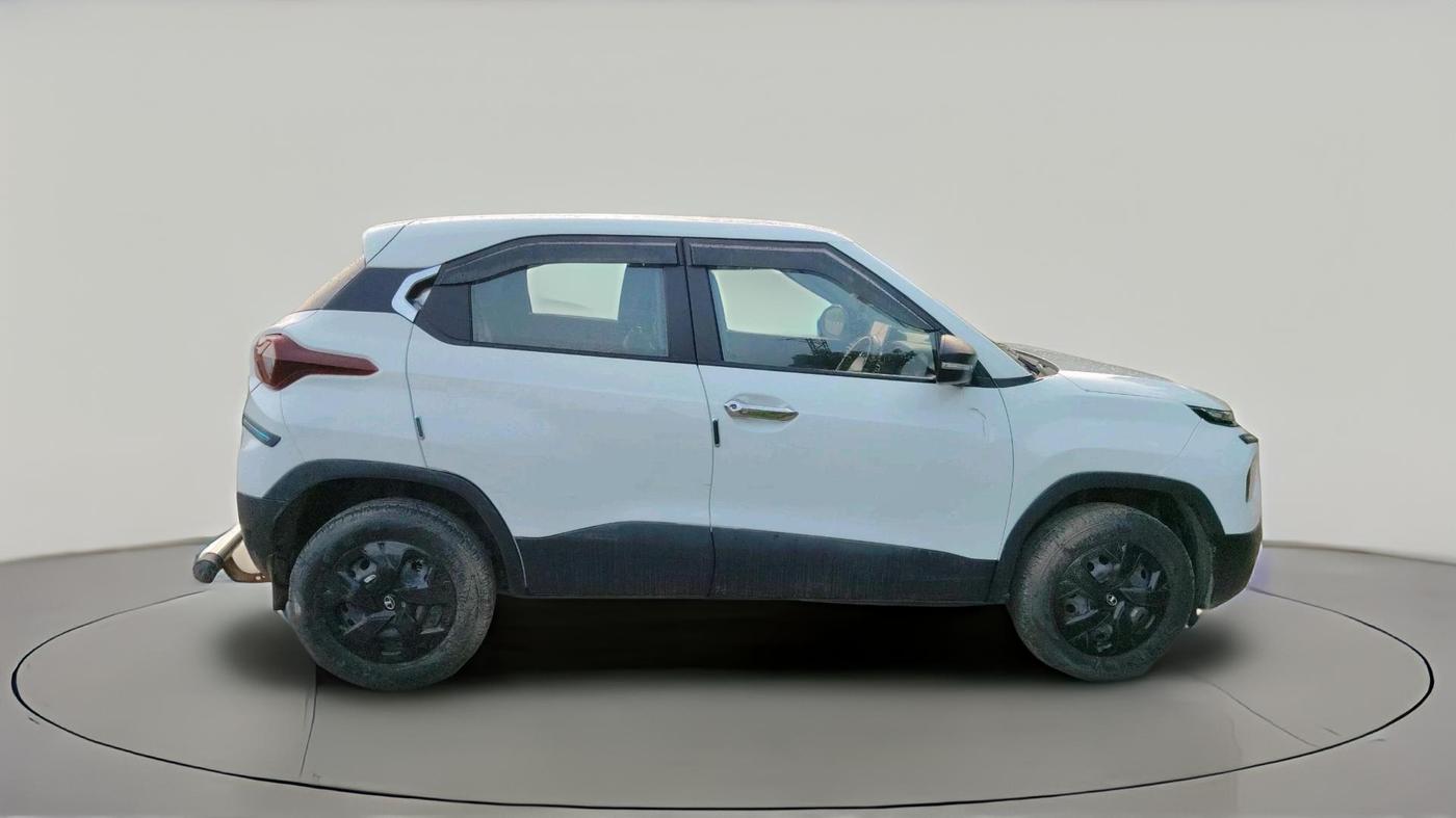 2024 Tata PUNCH PURE MT, Petrol, Manual, 35,609 km, exterior