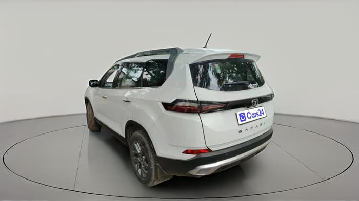 2022 Tata Safari XT PLUS, Diesel, Manual, 2,20,073 km, exterior