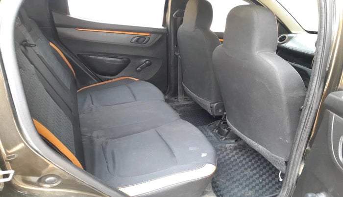 2018 Renault Kwid CLIMBER 1.0, Petrol, Manual, 70,155 km, interior