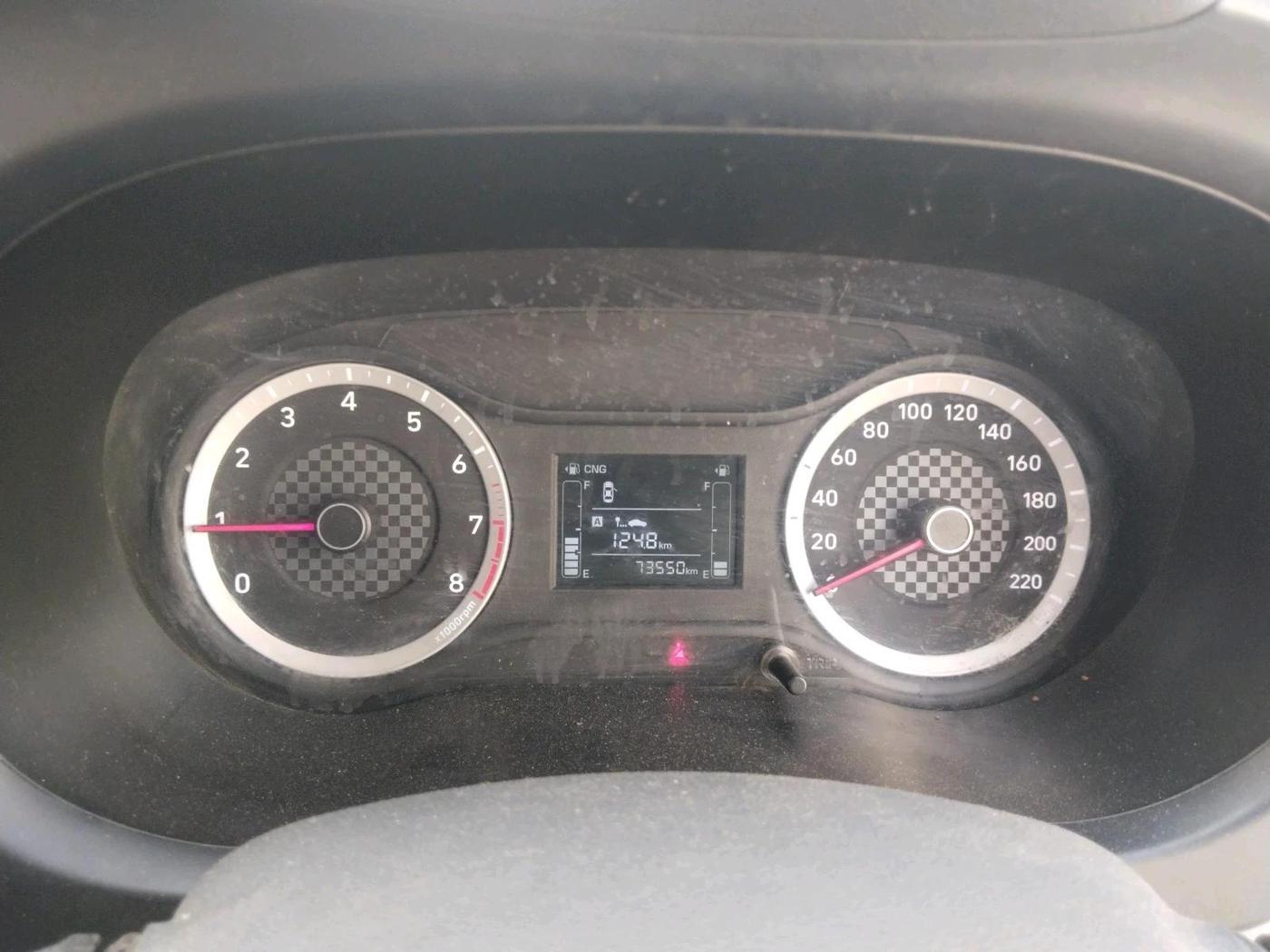 2022 Hyundai AURA S 1.2 CNG, CNG, Manual, 73,550 km, interior