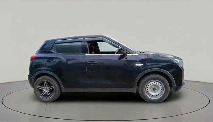 2019 Mahindra XUV300 W4 1.5 DIESEL, Diesel, Manual, 53,350 km, exterior