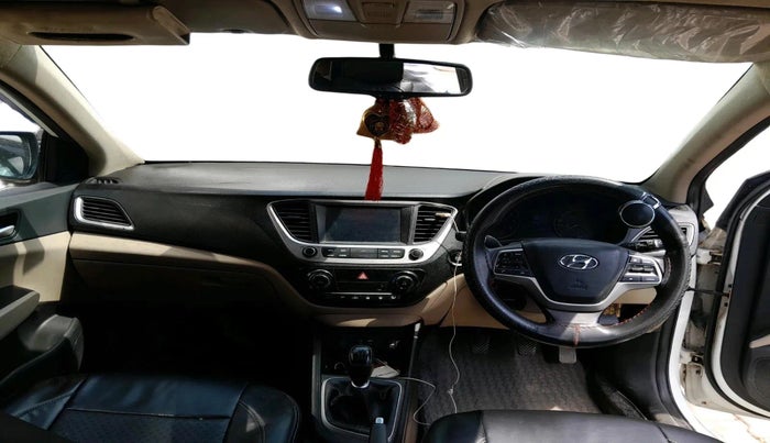 2019 Hyundai Verna 1.6 VTVT SX, Petrol, Manual, 31,609 km, interior