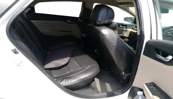 2019 Hyundai Verna 1.6 VTVT SX, Petrol, Manual, 31,609 km, interior