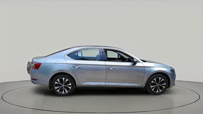 2021 Skoda Superb L&K 2.0 TSI AT, Petrol, Automatic, 49,189 km, exterior