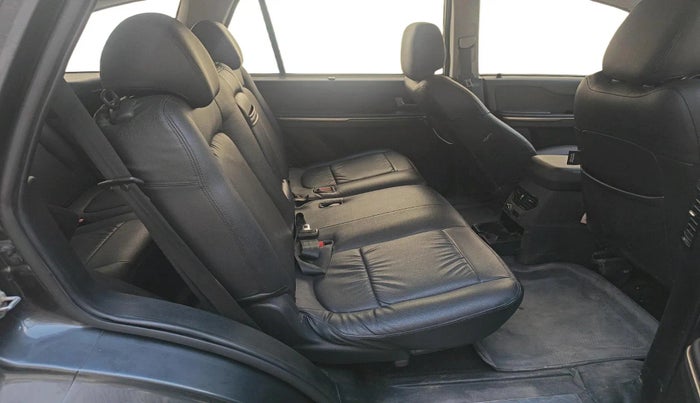 2018 Tata Hexa XM 4X2 7 STR, Diesel, Manual, 44,253 km, interior