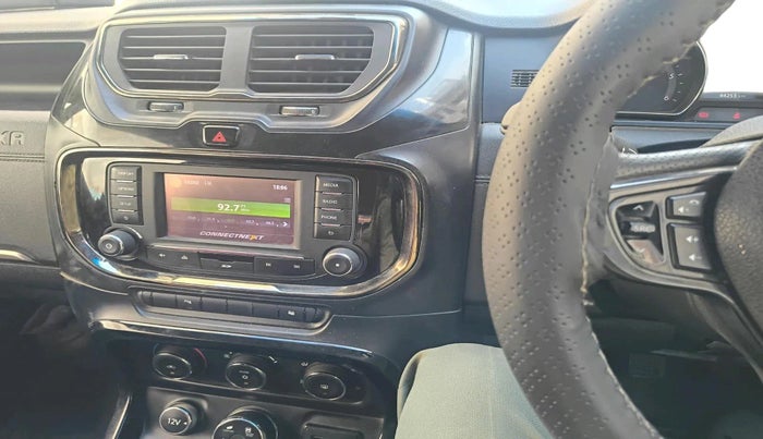 2018 Tata Hexa XM 4X2 7 STR, Diesel, Manual, 44,253 km, interior