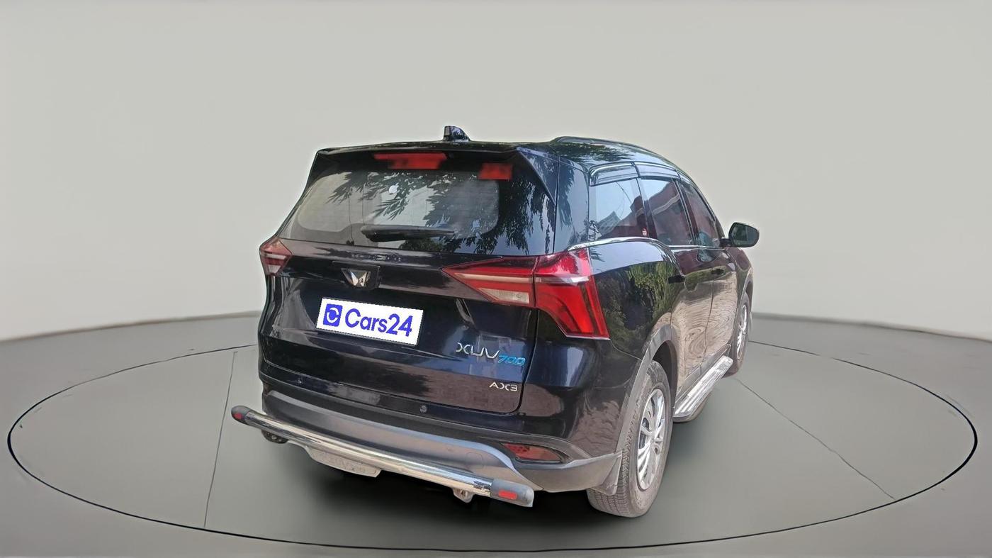 2022 Mahindra XUV700 AX 3 D MT 7 STR, Diesel, Manual, 69,942 km, exterior