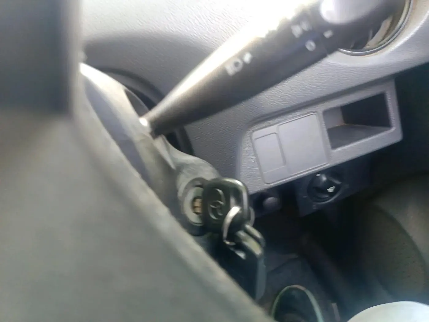 2013 Toyota Etios Liva G, Petrol, Manual, 1,19,166 km, interior