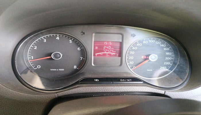 2011 Volkswagen Vento HIGHLINE 1.6 MPI, Petrol, Manual, 72,424 km, interior