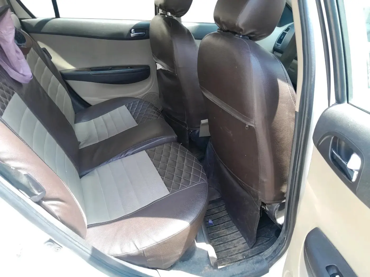 2014 Hyundai i20 SPORTZ 1.4 CRDI, Diesel, Manual, 1,06,044 km, interior