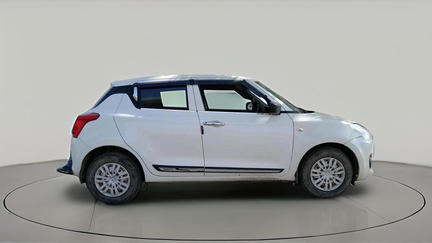 2020 Maruti Swift LXI, Petrol, Manual, 32,123 km, exterior