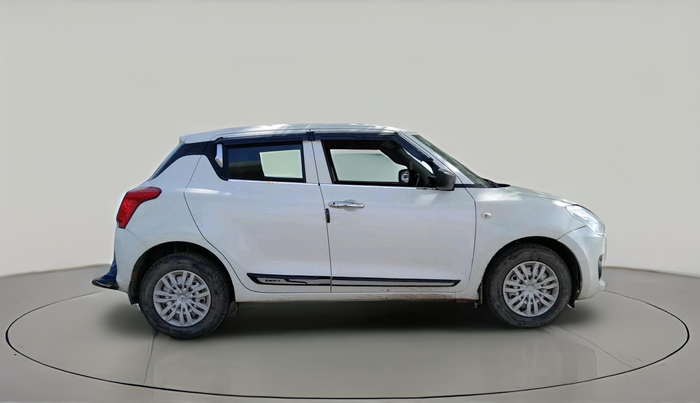 2020 Maruti Swift LXI, Petrol, Manual, 32,123 km, exterior