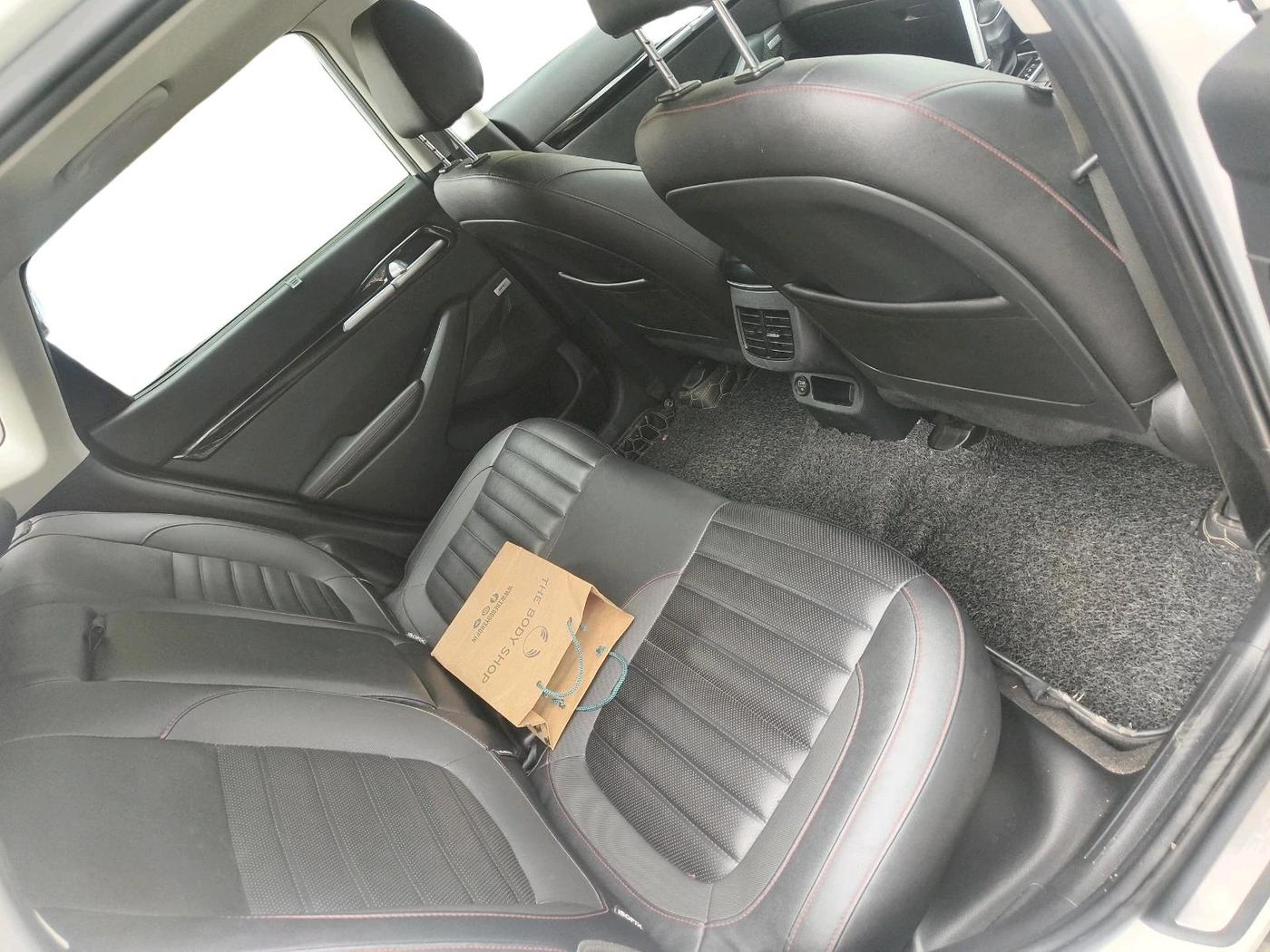 2022 KIA SELTOS GTX PLUS AT 1.5 DIESEL, Diesel, Automatic, 84,907 km, interior
