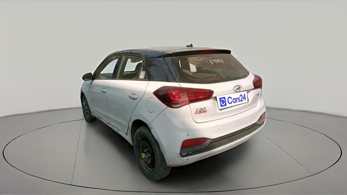 2018 Hyundai Elite i20 ASTA 1.4 CRDI DUAL TONE, Diesel, Manual, 1,51,597 km, exterior