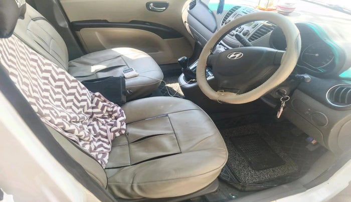 2013 Hyundai i10 SPORTZ 1.2, Petrol, Manual, 76,663 km, interior