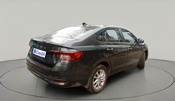 2025 Skoda SLAVIA Signature 1.0L TSI MT, Petrol, Manual, 12,407 km, exterior
