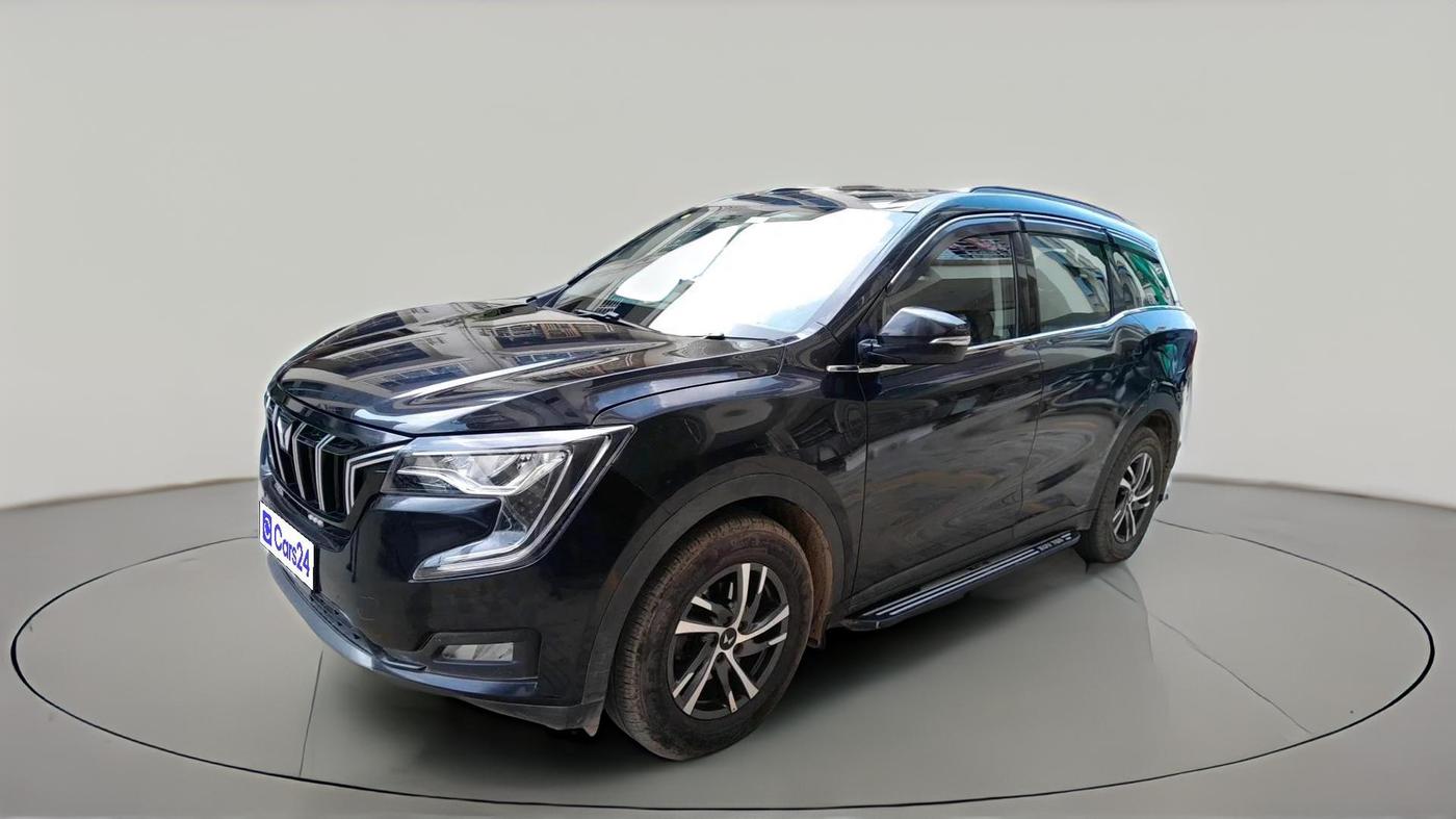 2025 Mahindra XUV700 AX 5 D MT 7 STR, Diesel, Manual, 31,218 km, exterior