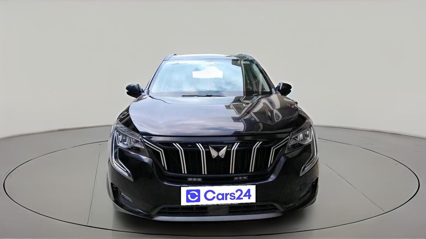 2025 Mahindra XUV700 AX 5 D MT 7 STR, Diesel, Manual, 31,218 km, exterior