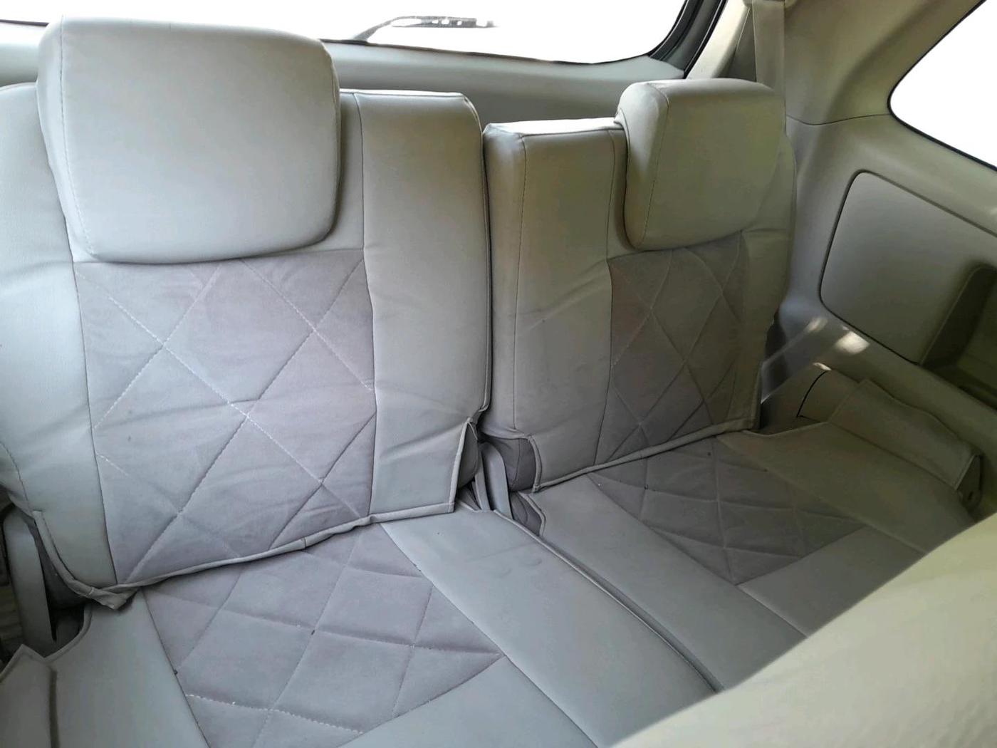 2012 Toyota Innova 2.5 VX 8 STR, Diesel, Manual, 1,77,251 km, interior