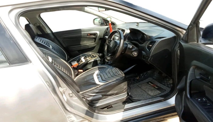 2020 Maruti Vitara Brezza VDI, Diesel, Manual, 1,04,646 km, interior