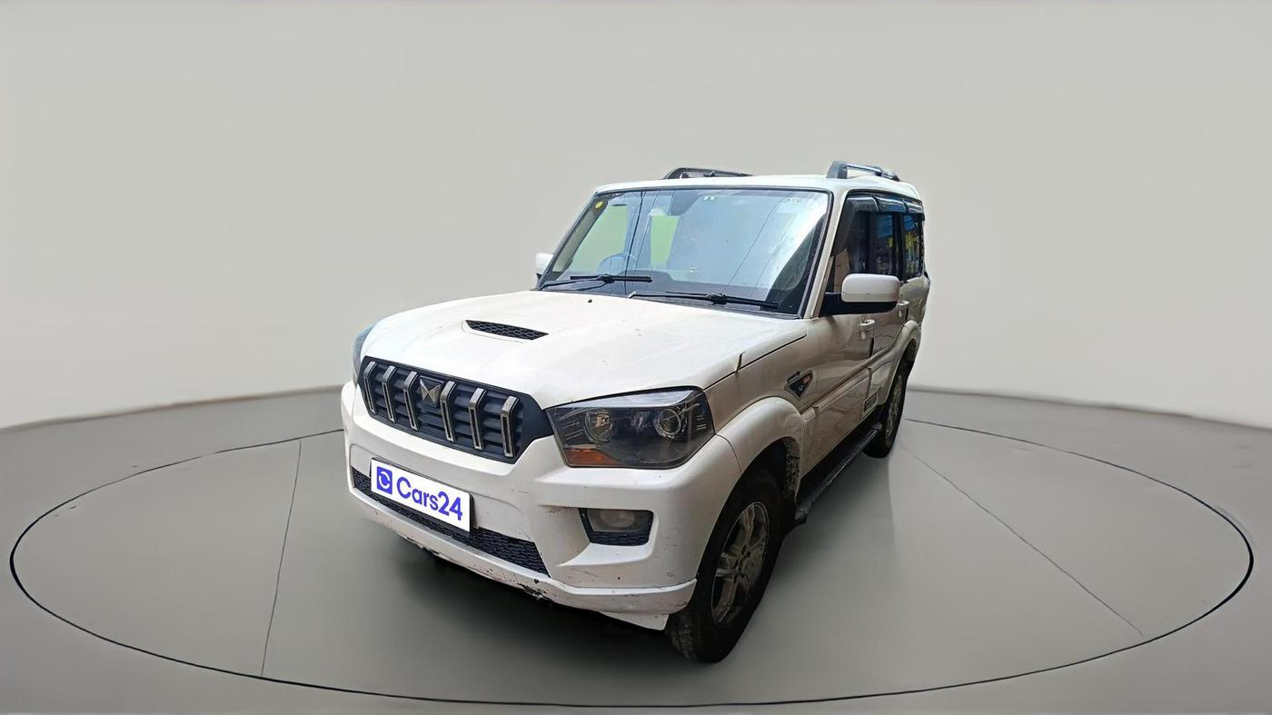 2016 Mahindra Scorpio S10, Diesel, Manual, 1,10,701 km, exterior