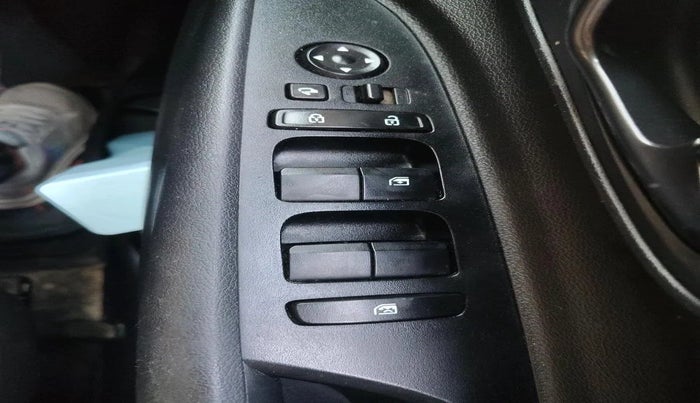 2023 Hyundai NEW I20 SPORTZ 1.2 MT, Petrol, Manual, 30,047 km, interior