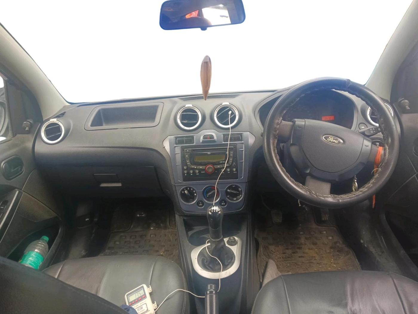2012 Ford Figo EXI 1.4 DIESEL, Diesel, Manual, 1,13,478 km, interior