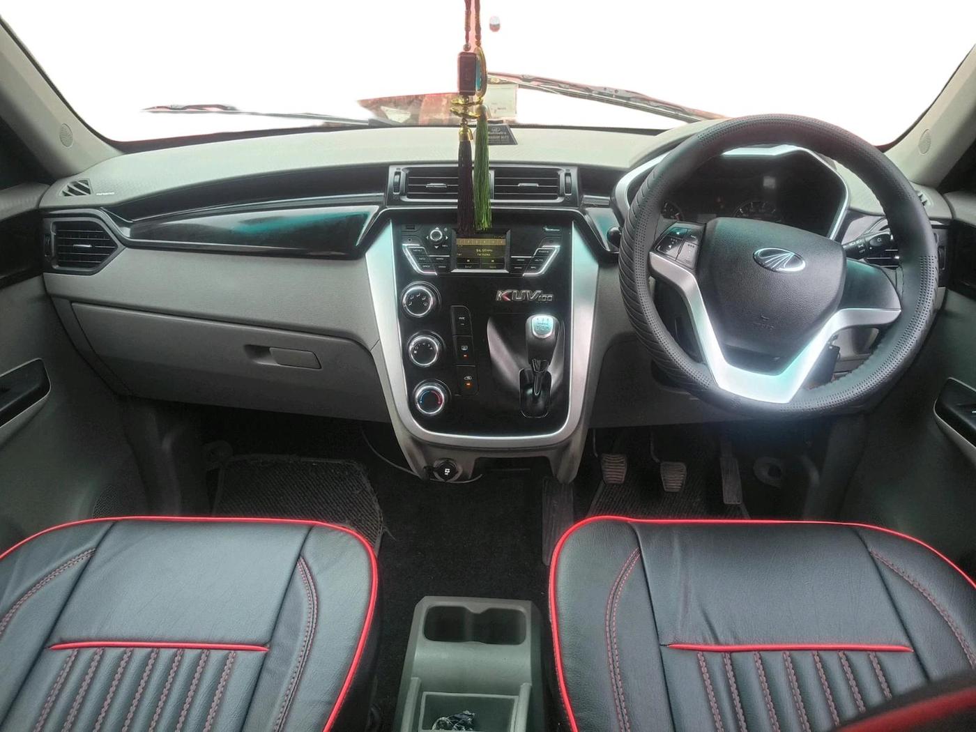 2016 Mahindra Kuv100 K6 6 STR, Petrol, Manual, 50,204 km, interior