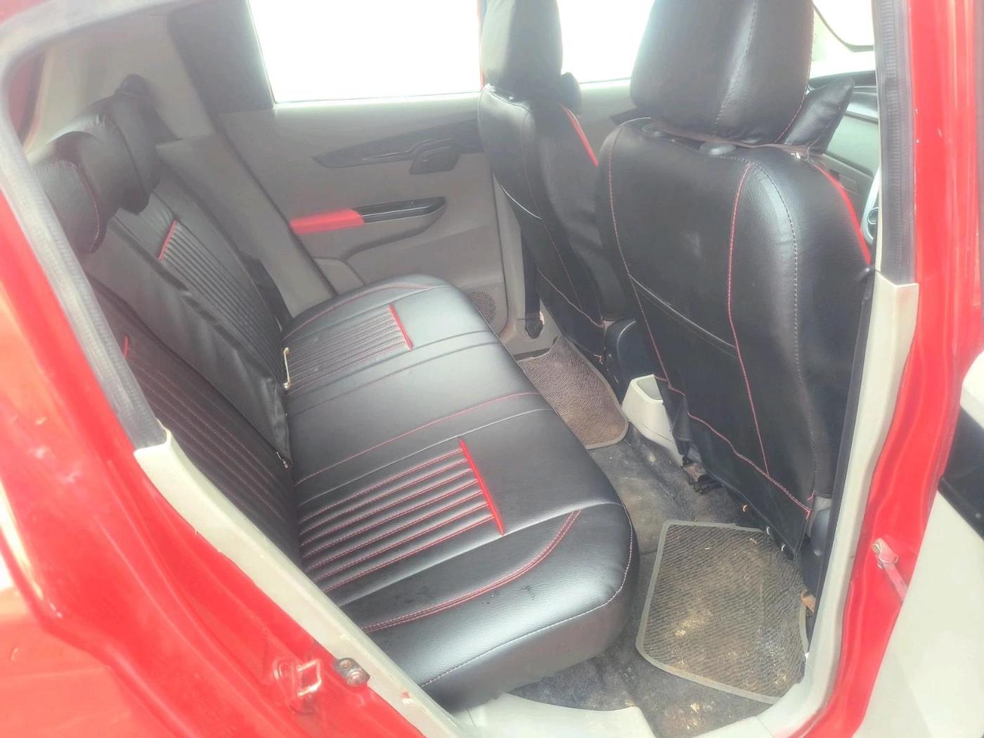 2016 Mahindra Kuv100 K6 6 STR, Petrol, Manual, 50,204 km, interior