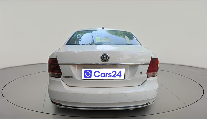 2016 Volkswagen Vento COMFORTLINE 1.6, Petrol, Manual, 1,00,320 km, exterior