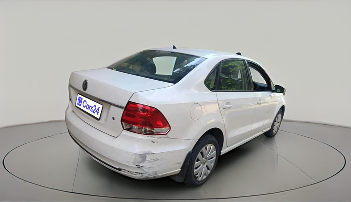 2016 Volkswagen Vento COMFORTLINE 1.6, Petrol, Manual, 1,00,320 km, exterior