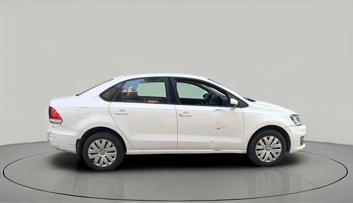 2016 Volkswagen Vento COMFORTLINE 1.6, Petrol, Manual, 1,00,320 km, exterior