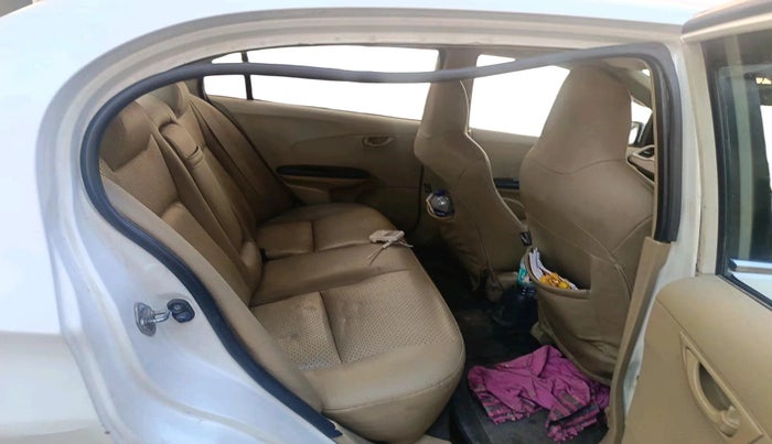 2016 Honda Amaze 1.5L I-DTEC S, Diesel, Manual, 2,40,411 km, interior