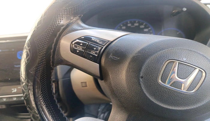 2016 Honda Amaze 1.5L I-DTEC S, Diesel, Manual, 2,40,411 km, interior