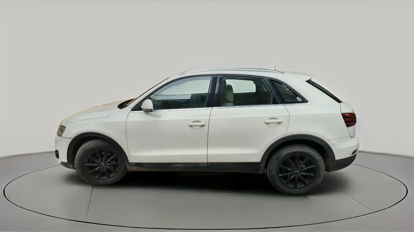 2013 Audi Q3 2.0 TDI QUATTRO, Diesel, Automatic, 1,18,294 km, exterior