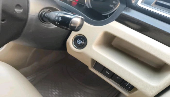 2016 Maruti Ciaz ZXI+, Petrol, Manual, 62,629 km, interior