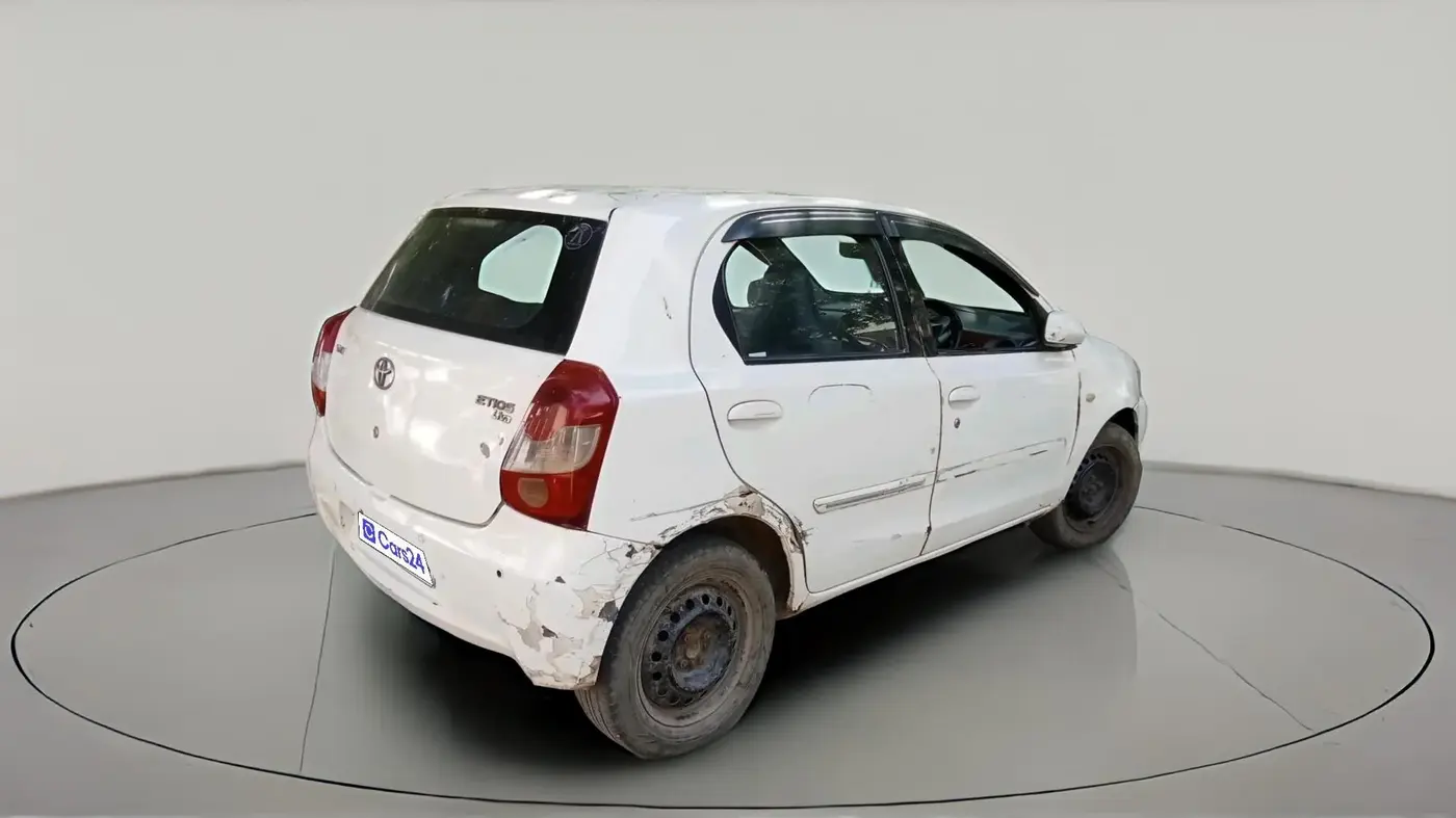 2011 Toyota Etios Liva GD, Diesel, Manual, 73,882 km, exterior
