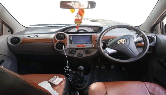 2011 Toyota Etios Liva GD, Diesel, Manual, 73,882 km, interior