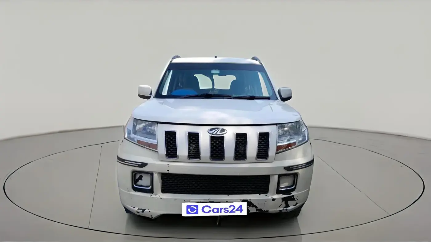 2016 Mahindra TUV300 T6, Diesel, Manual, 1,12,872 km, exterior