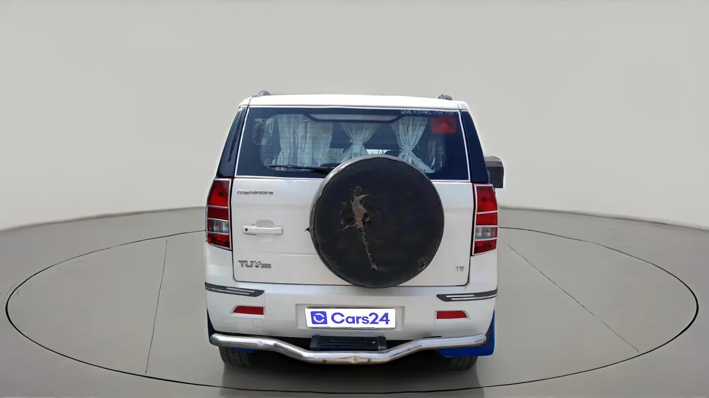 2016 Mahindra TUV300 T6, Diesel, Manual, 1,12,872 km, exterior
