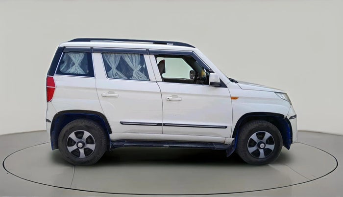 2016 Mahindra TUV300 T6, Diesel, Manual, 1,12,872 km, exterior