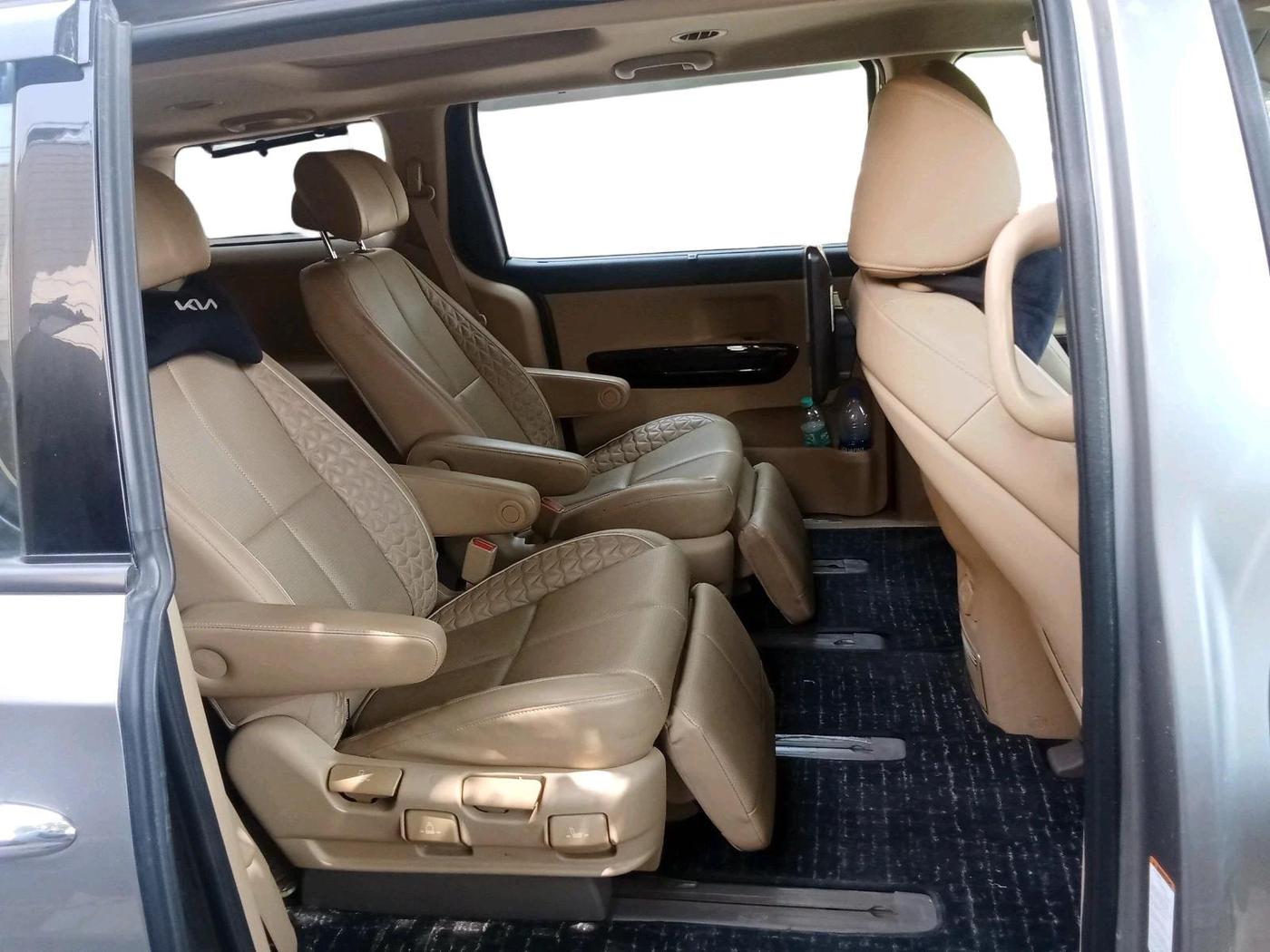 2023 KIA CARNIVAL LIMOUSINE PLUS 2.2 7 STR, Diesel, Automatic, 68,578 km, interior