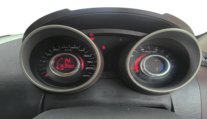 2014 Mahindra XUV500 W8, Diesel, Manual, 1,63,002 km, interior