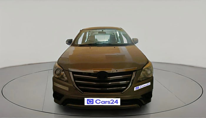 2013 Toyota Innova 2.5 VX 8 STR, Diesel, Manual, 1,90,219 km, exterior