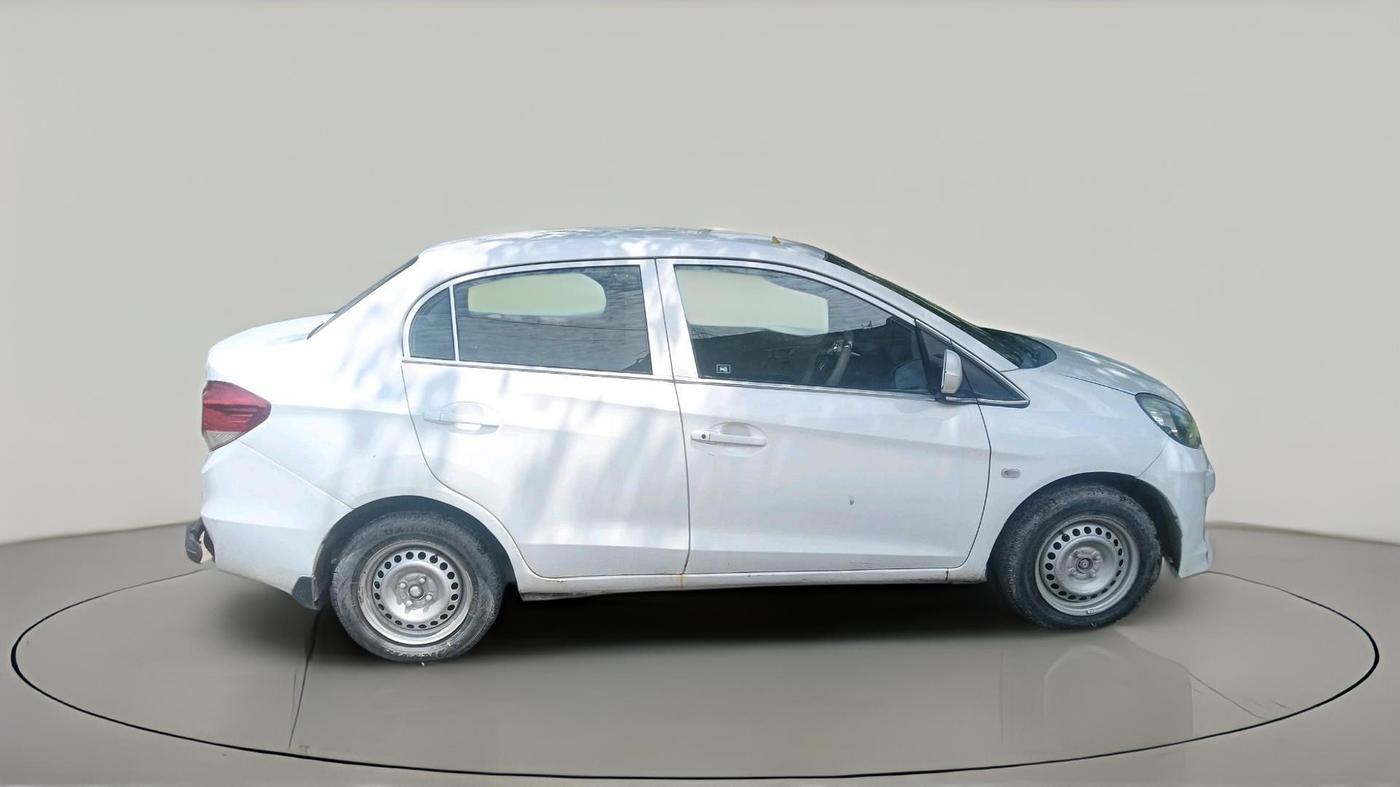 2015 Honda Amaze 1.5L I-DTEC E, Diesel, Manual, 1,94,432 km, exterior