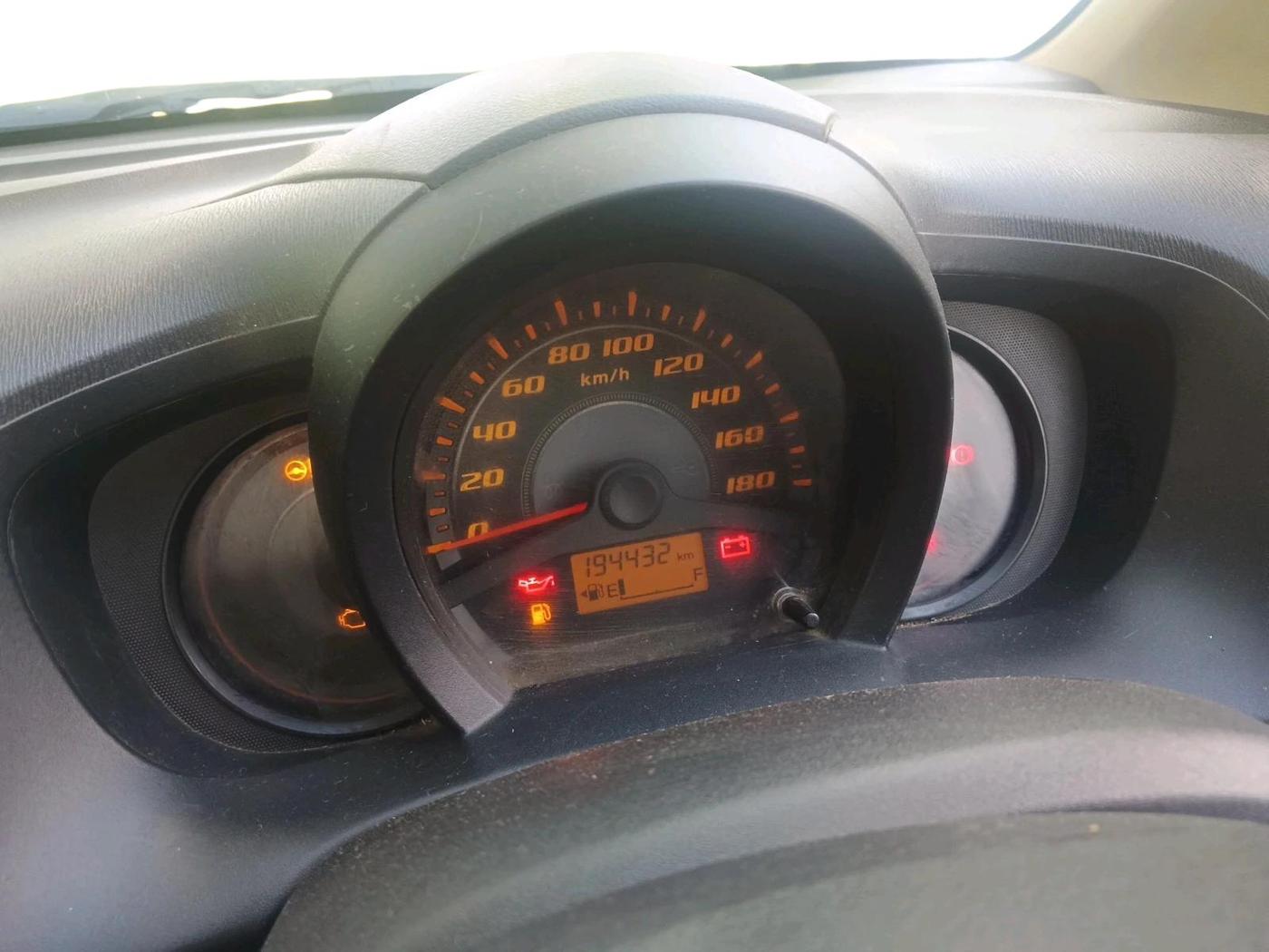 2015 Honda Amaze 1.5L I-DTEC E, Diesel, Manual, 1,94,432 km, interior