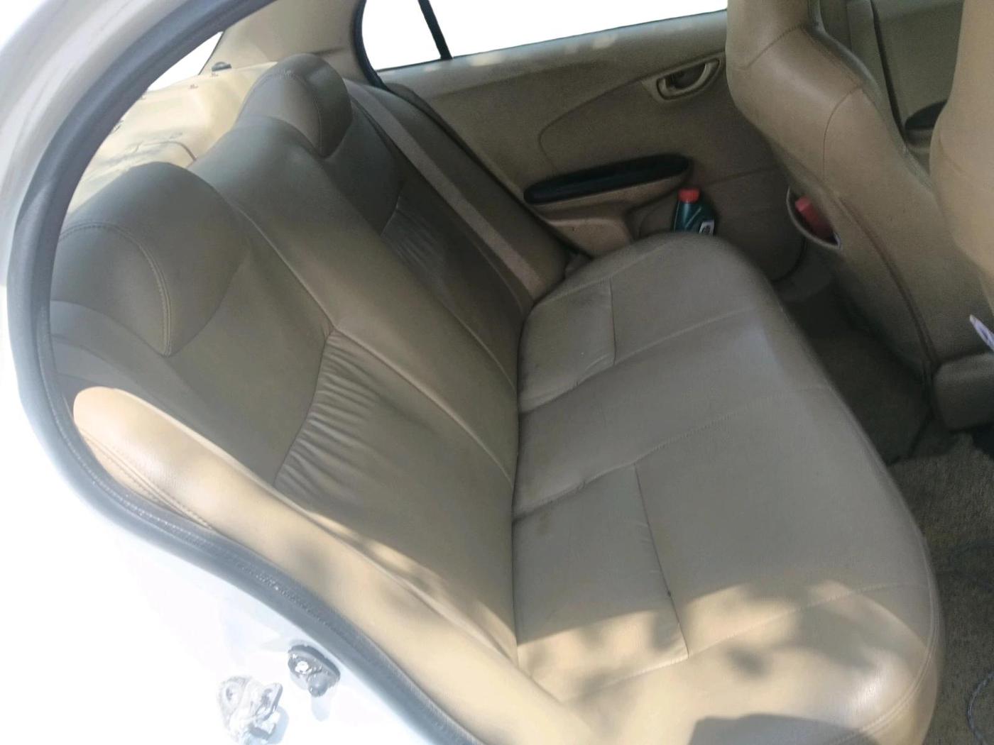 2015 Honda Amaze 1.5L I-DTEC E, Diesel, Manual, 1,94,432 km, interior