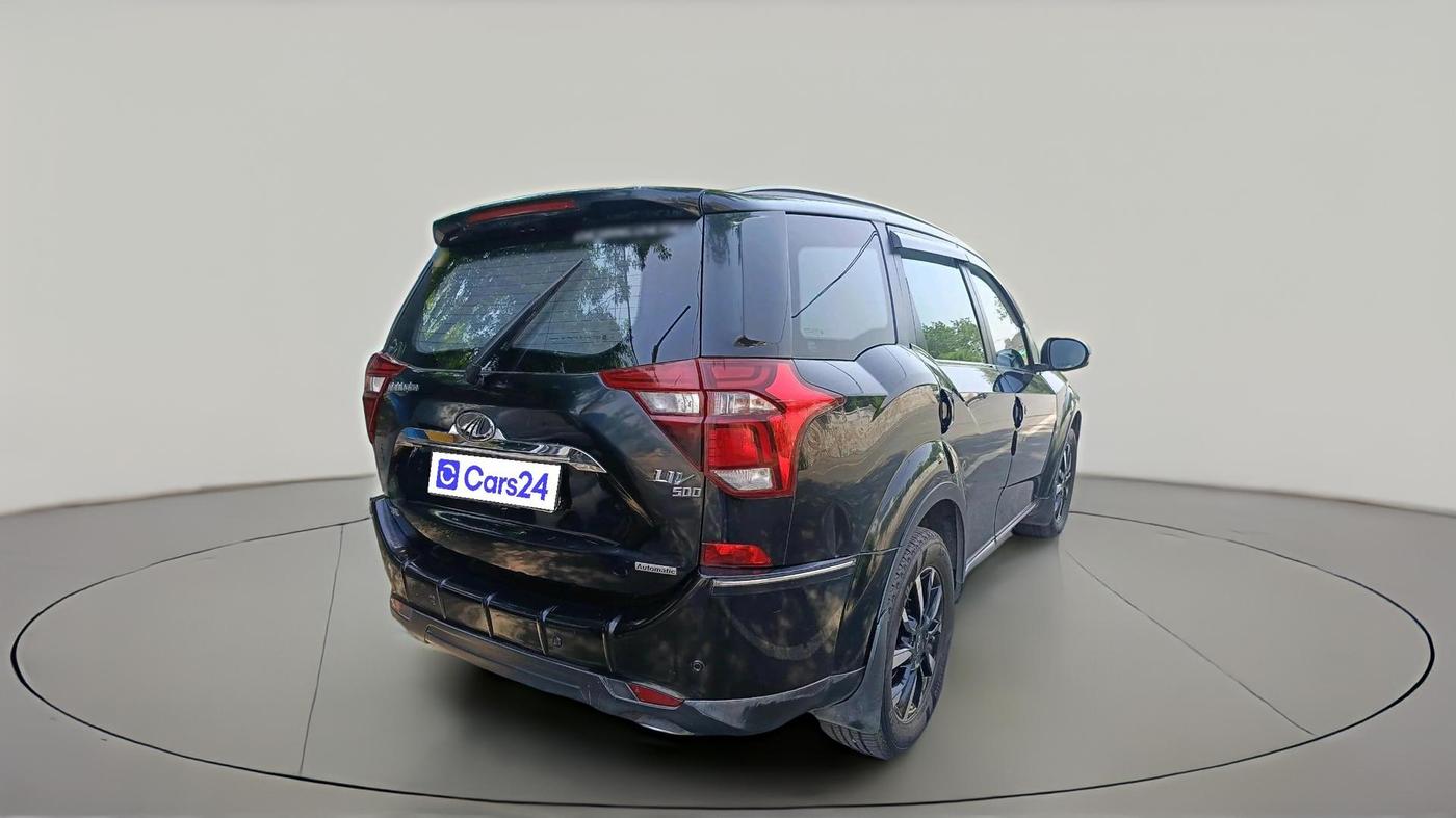 2018 Mahindra XUV500 W11 AT, Diesel, Automatic, 96,264 km, exterior
