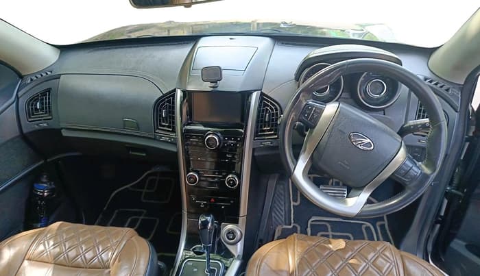2018 Mahindra XUV500 W11 AT, Diesel, Automatic, 96,264 km, interior