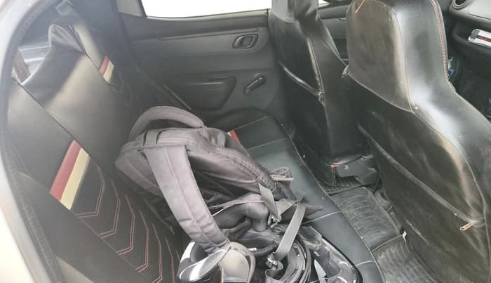 2016 Renault Kwid RXT 0.8 (O), Petrol, Manual, 50,405 km, interior